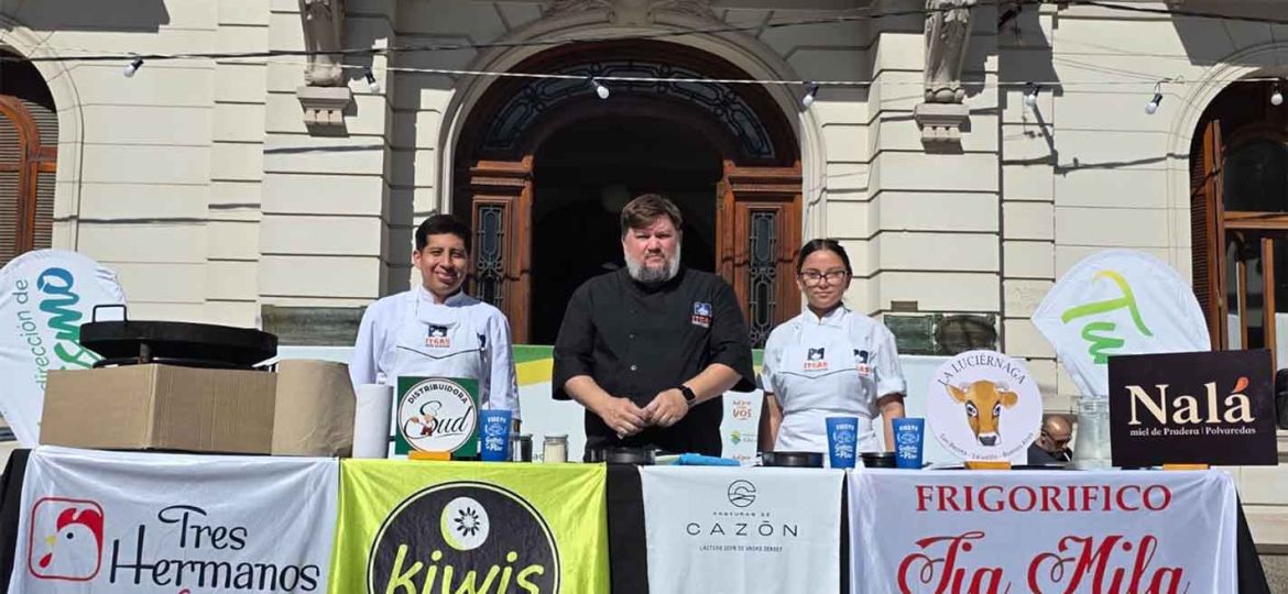ITGAS-llevo-su-cocina-en-vivo-a-la-Fiesta-de-la-Galleta-de-Piso-con-foco-en-productos-regionales-1