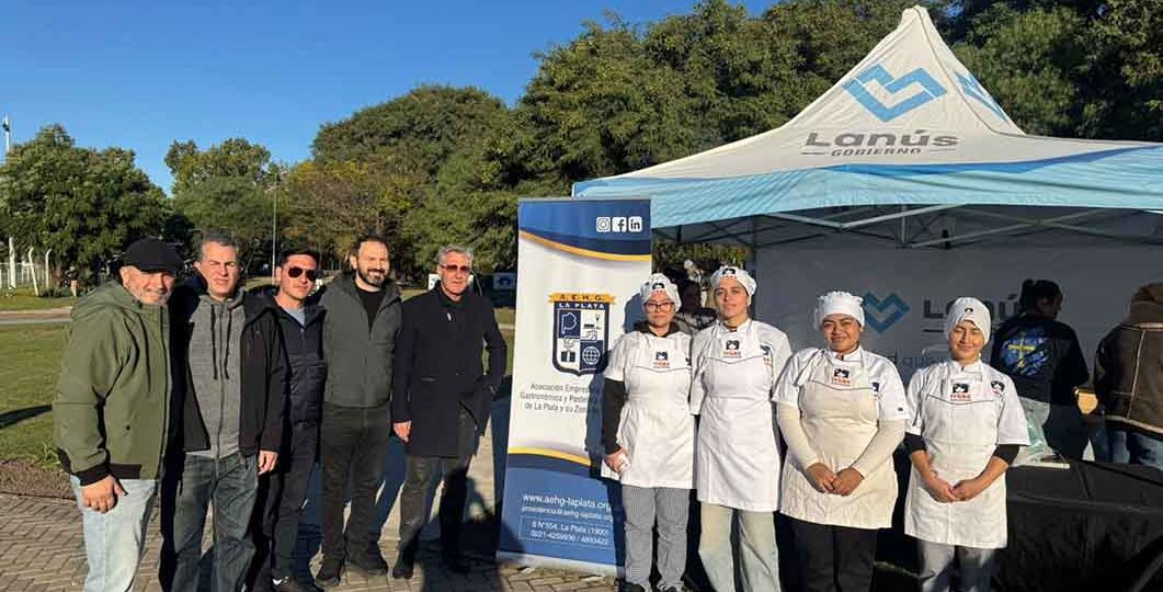 La-AEHG-La-Plata-y-el-ITGAS-acompanaron-al-Centro-Asturiano-de-Lanus-en-una-jornada-que-reunio-gastronomia-cultura-y-desarrollo